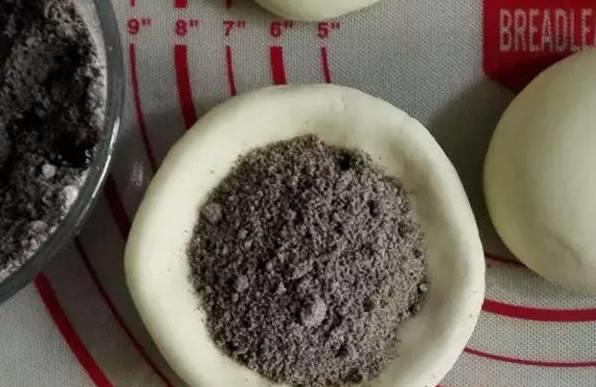 红糖锅盔，我的童年最爱