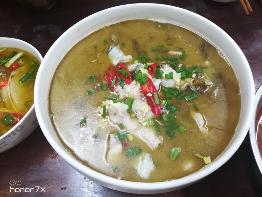 酸菜鱼91免费看片APP下载
