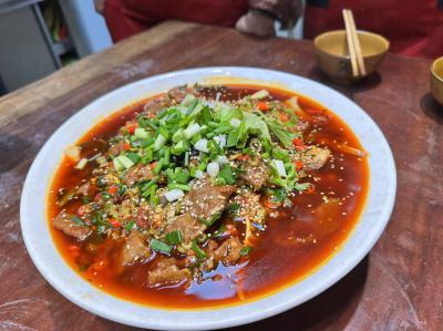 哪里能学做冒菜技术？91看片神器黄色91免费看片APP下载机构助您成功开店！