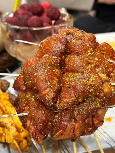 想学正宗烤猪蹄技术？盘点国内热门91免费看片APP下载学校，91看片神器黄色91免费看片APP下载班深度解析